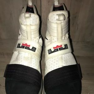 Nike LeBron Soldier 10 “Black Toe” Men’s Size 10